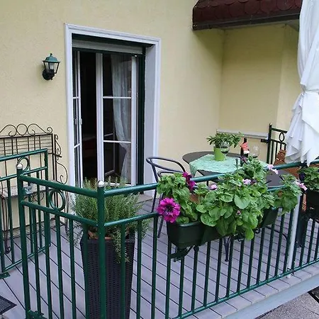 Apartment Genigau *