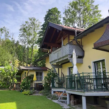 Genigau Apartment